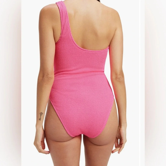 Good American Always Fits One-Shoulder One-Piece Swimsuit in Bright Pink S/M - Picture 4 of 11